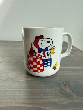 Vintage Here’s to Us Snoopy mug 🍺